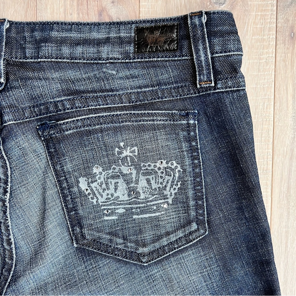 Juicy Couture Jeans Embellished Cali Crown Pocket Jeans size 29 Never Wo…